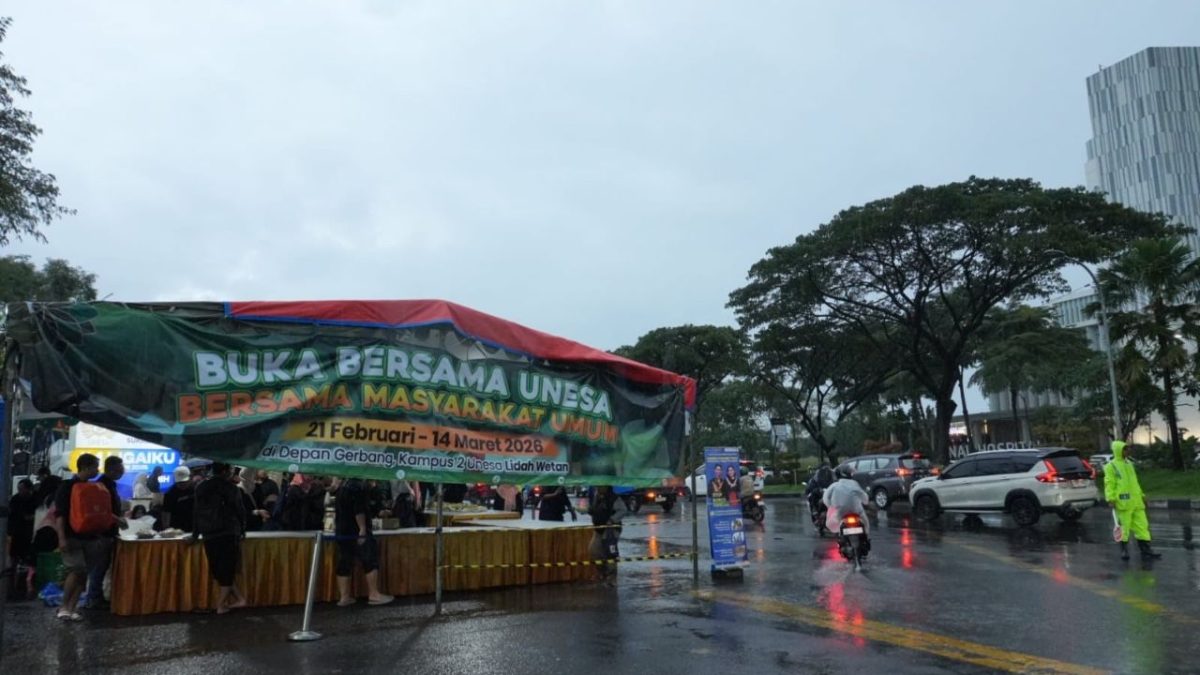 Unesa Bagikan 99 Ribu Porsi Buka Puasa Gratis Selama Ramadan, Antusiasme Masyarakat Terus Meningkat