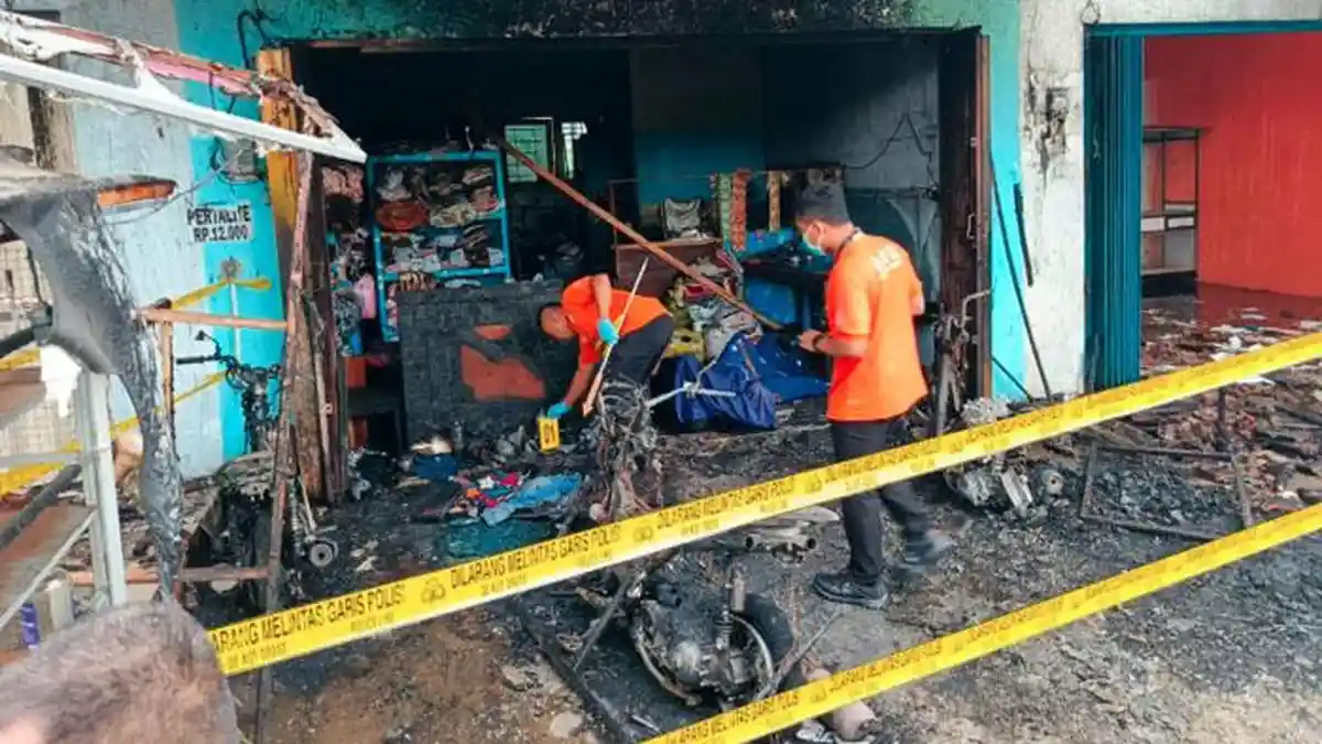 Kebakaran Ruko Laundry di Malang Tewaskan Pemilik, Diduga Akibat Percikan Api dan Uap Bensin