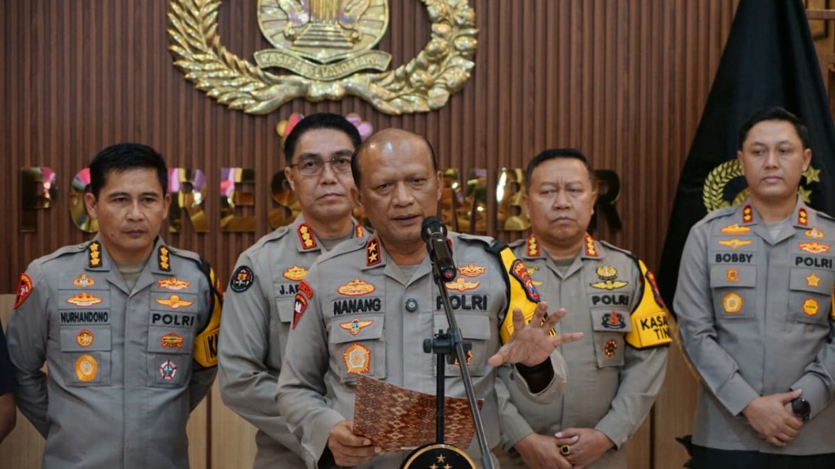 Polda Jatim Temukan Bahan Kimia dalam Penyelidikan Ledakan Masjid di Jember