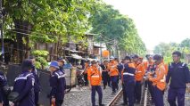 Double Track, KAI Daop 8 Surabaya dan BTP Kelas I Surabaya Cek Lintas Jalan Kaki Wonokromo–Sepanjang