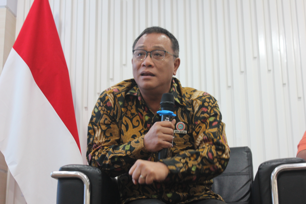 Rocky Gerung Sebut Menteri LH baru Jumhur Hidayat Mantan Napi tapi Intelektual